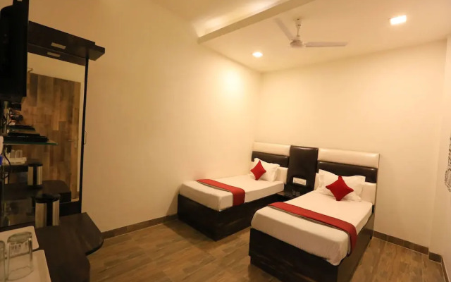 OYO Rooms 158 Gomti Nagar Kathota Jheel