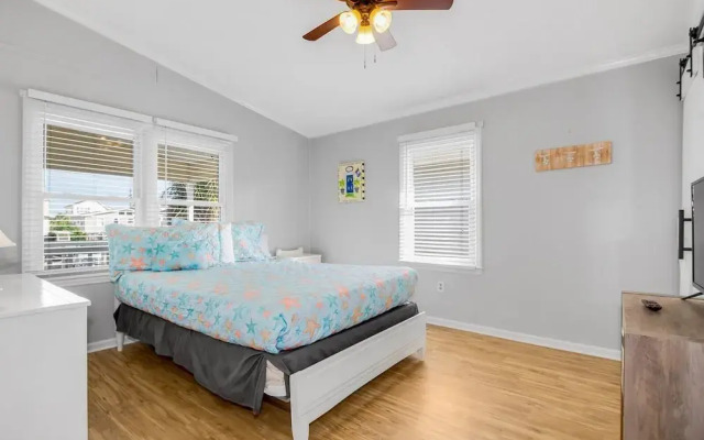 Garden City Beach House Escape!