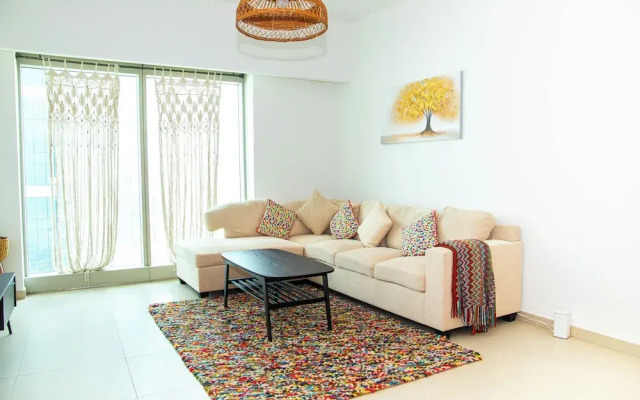 Bloomfields Cozy 1BR in Gate Tower