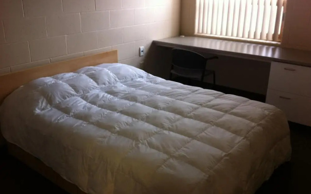 Residence & Conference Centre - Sudbury North