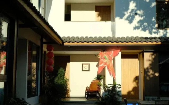 Jiuhuashan Alley Homestay (Huachengsi Branch)