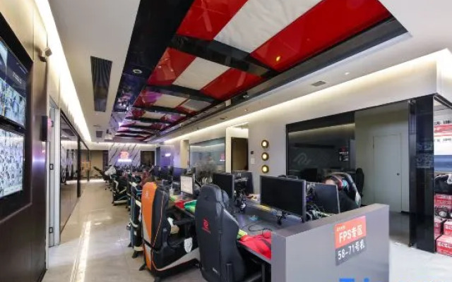 Oriental International Hotel (Leping City Donghu Park Branch)