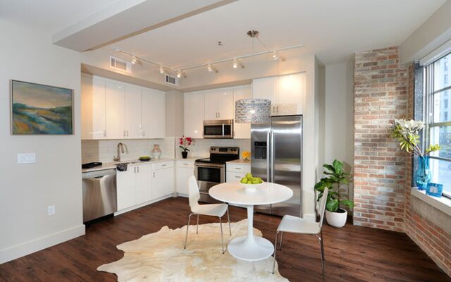 Отель Wilshire Condos By Barsala Лос-Анджелес комната для гостей