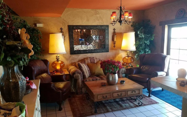 Los Milagros Hotel