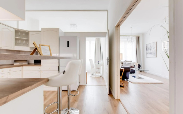 Wenceslas Square Royal Two Bedroom Apartment