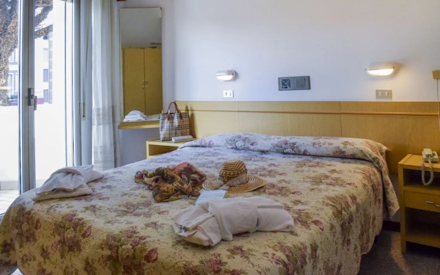 Hotel Columbia Frontemare