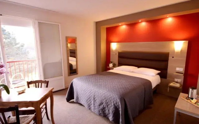 Logis Hôtel le Tropicana