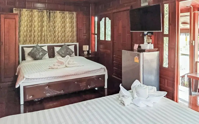 Klang mueang villa