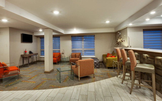 Holiday Inn Express & Suites Fredericton by IHG