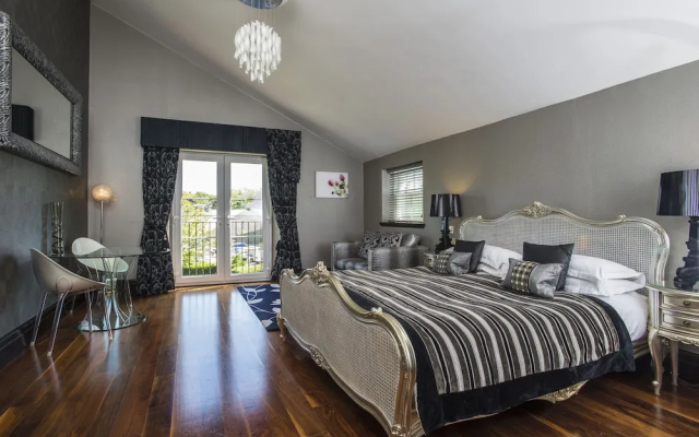 Windermere Suites