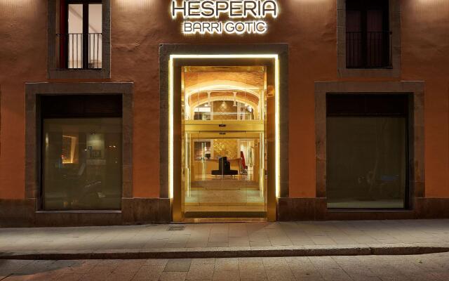 Отель Hesperia Barri Gòtic Испания, Барселона - 10 отзывов об отеле, цены и фото номеров - забронировать отель Hesperia Barri Gòtic онлайн вид на фасад
