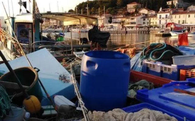 Saint-Mandrier-sur-Mer, ravissant T2 vue mer
