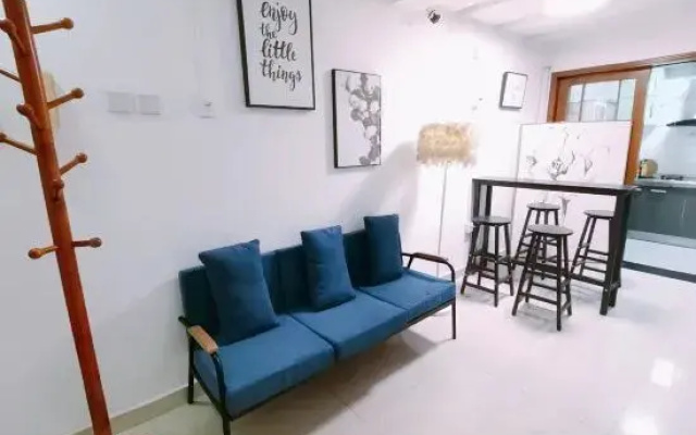 Qianhai Apartment