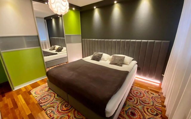 Apartment 8