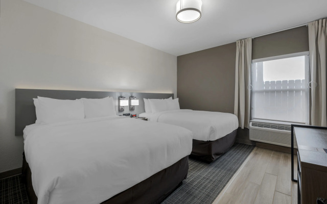 Comfort Inn & Suites Copley Akron