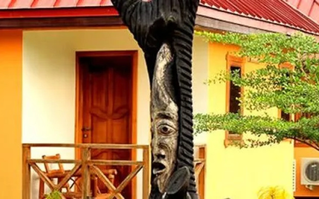 Rainforest Hotel