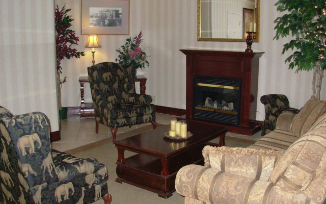 Quality Inn & Suites Regina Downtown