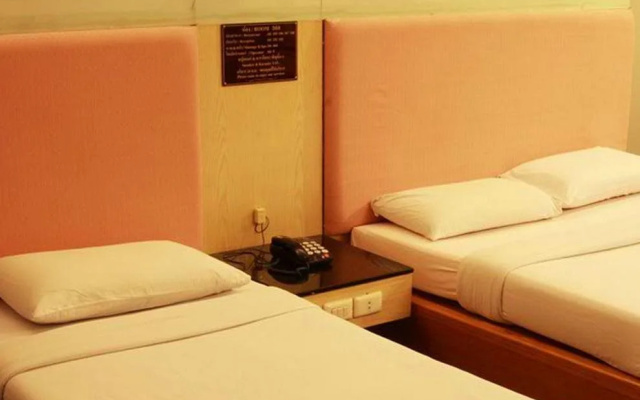 Pradipat Hotel
