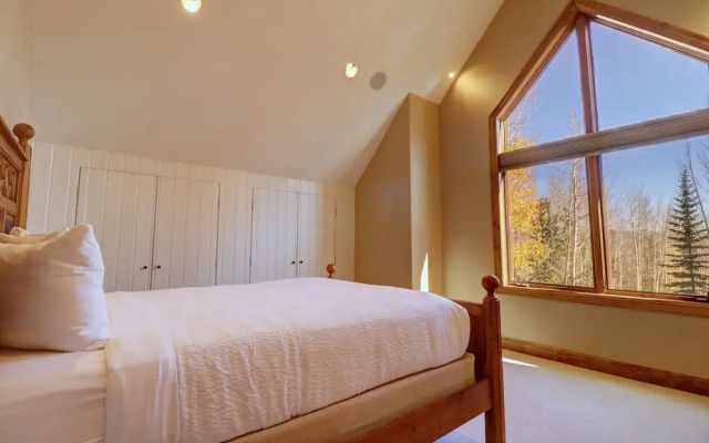 Peakside Escape 178 3 Bedroom Home