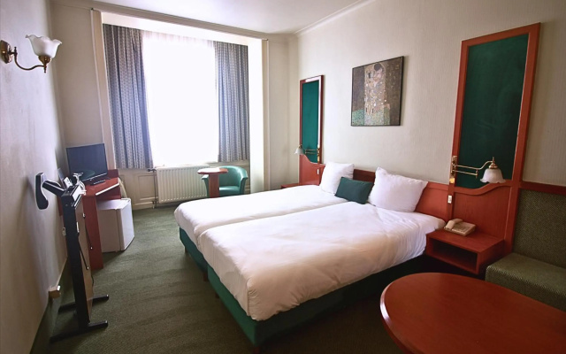 Hotel Le Dome
