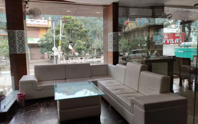Capital O 37973 Hotel Shiv Vilas