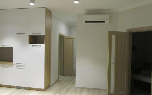 Apartments On Henuezskaya 5