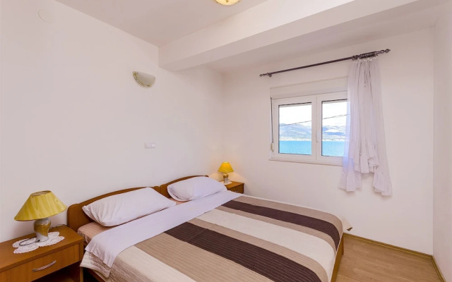 Apartments Krusica