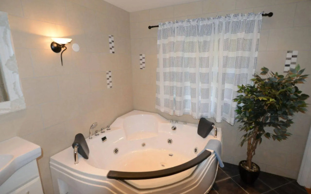 Dragon Villa Reine