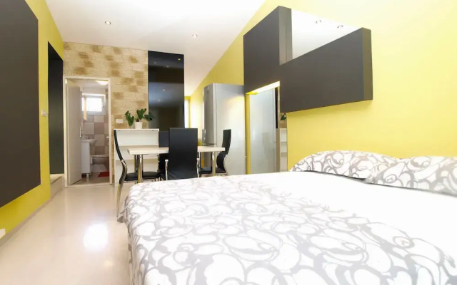 Apartment 1623
