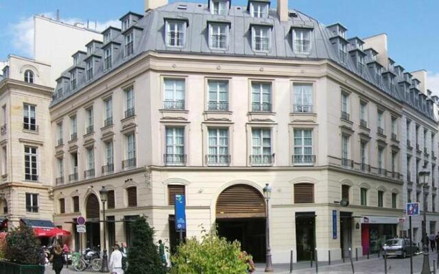 Residhome Appart Hotel Paris-Opéra вид на фасад