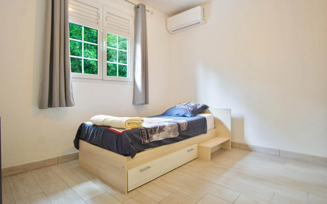 Résidence ZEN & CALM immense HAUT DE VILLA F4 avec piscine