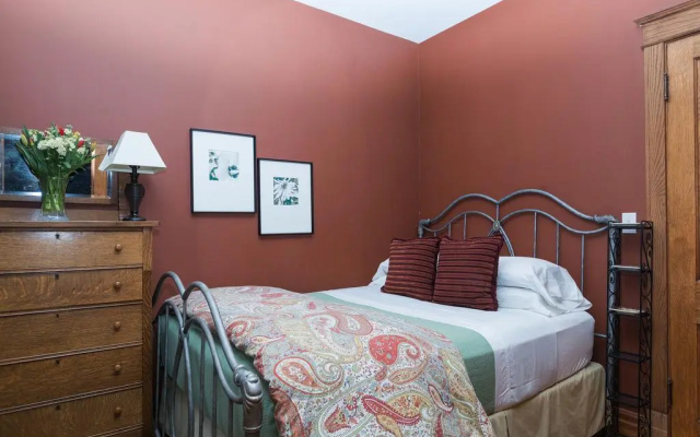 Chicago Guest House Wrigleyville