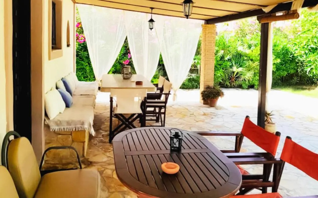 SEA ZOE, Summer House