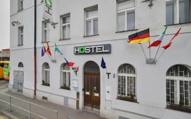 Hostel Florenc вид на фасад