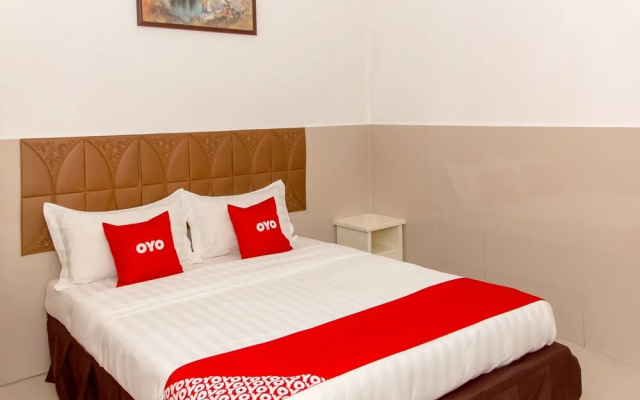 Leila Hotel by OYO Rooms