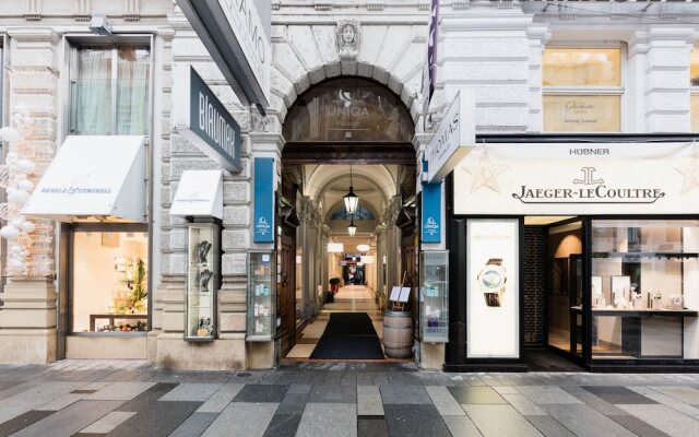 Апартаменты Vienna Prestige Apartments - Graben, by Welcome2Vienna Вена вид на фасад