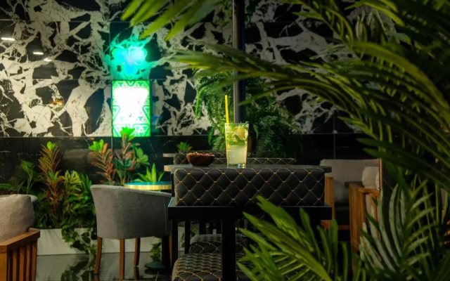Hotel Bossuite Business