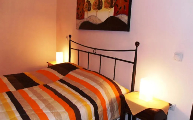 Omorfi Poli Holiday Apartment