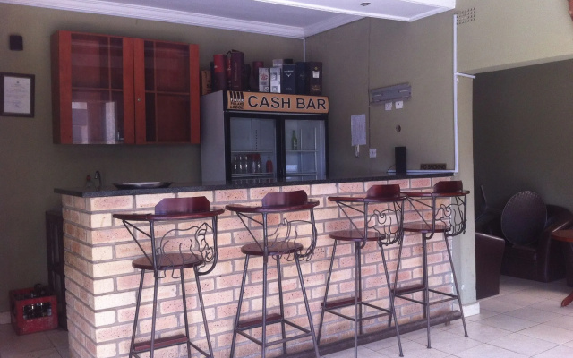 Four Pillars Lodge