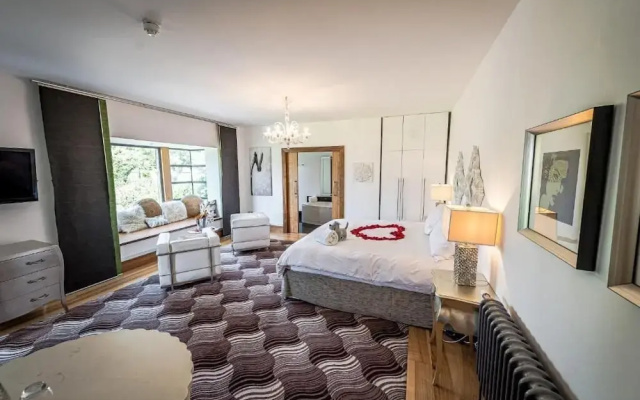 Leverhulme Hotel