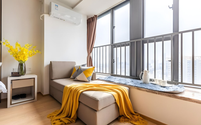 Yazhi Apartment