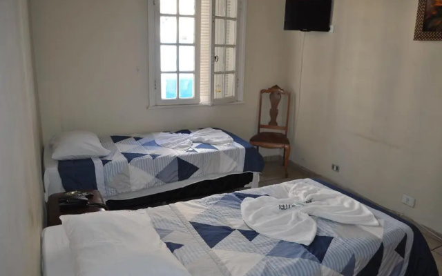 Artemis Hotel