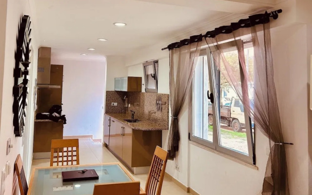 Central Lagos Town Center Apartment Near Marina