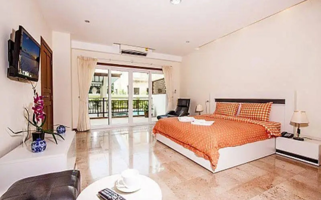 Pratumnak Hill Apartment Studio