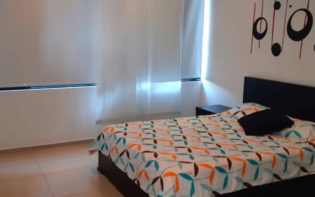Casa Quinta en condominio Campestre el Peñon Girardot
