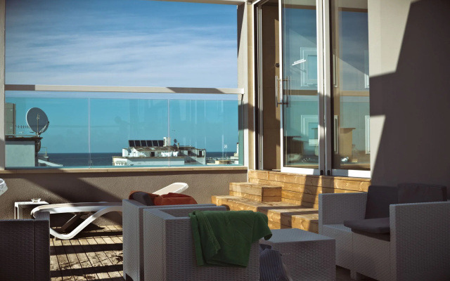 Embassy Hotel & SPA