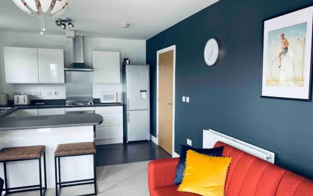 Luxury 2 Bedroom waterfront apartment with balcony