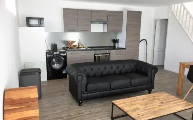 Maison neuve au pied des vignes
