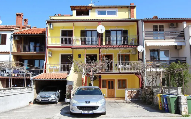 Room and Apartments Mariza