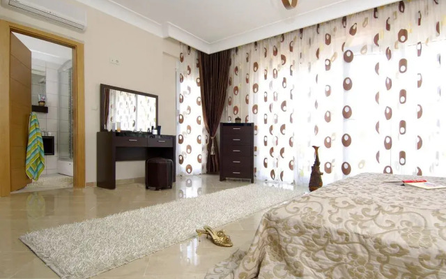 Paradise Town Villa Lisa